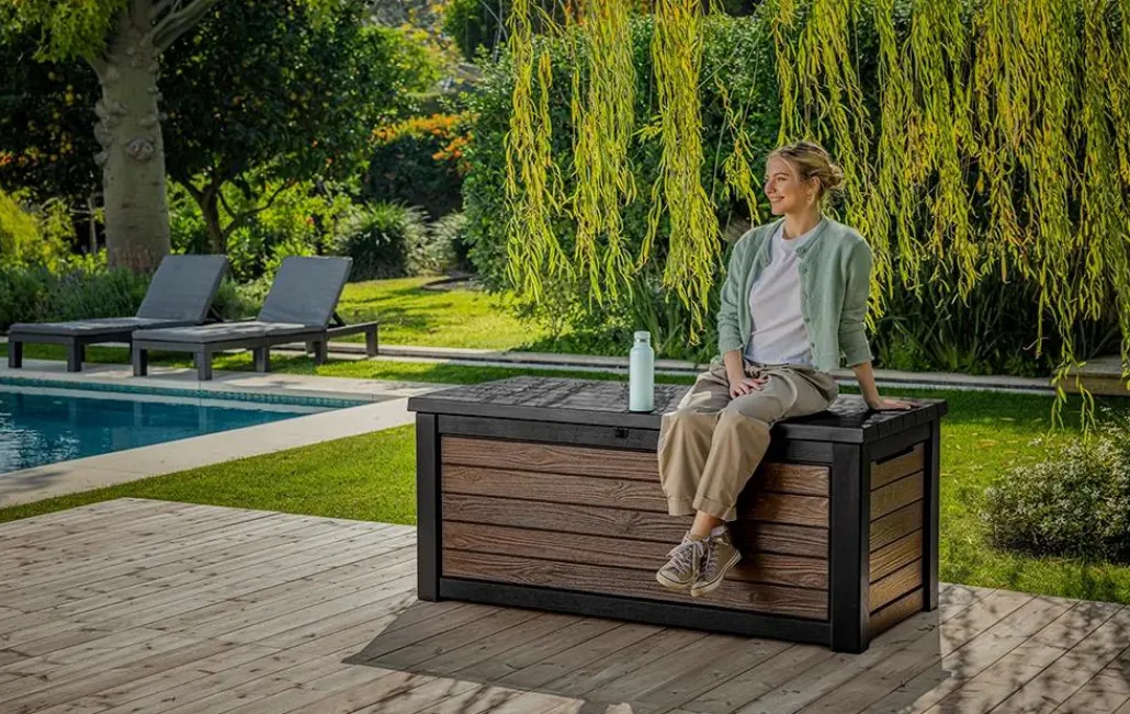 Large Deck Boxes>Keter Signature 165 Gallon Deck Box - Walnut Brown