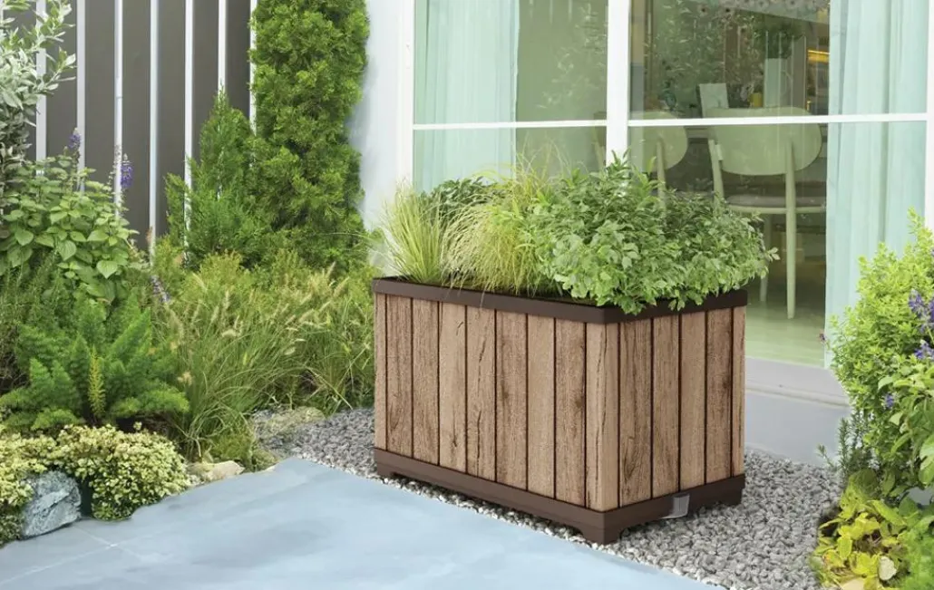 Planters>Keter Signature Rectangular Planter - Pine Brown