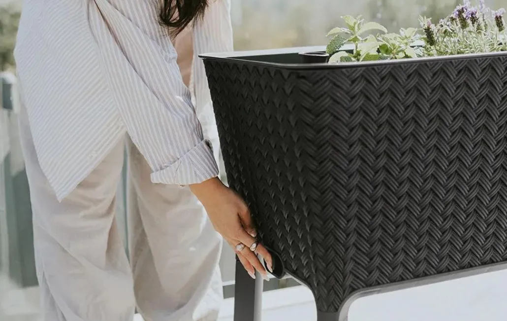 Garden Beds>Keter Splendor 31.7 Gallon Elevated Garden Bed - Graphite